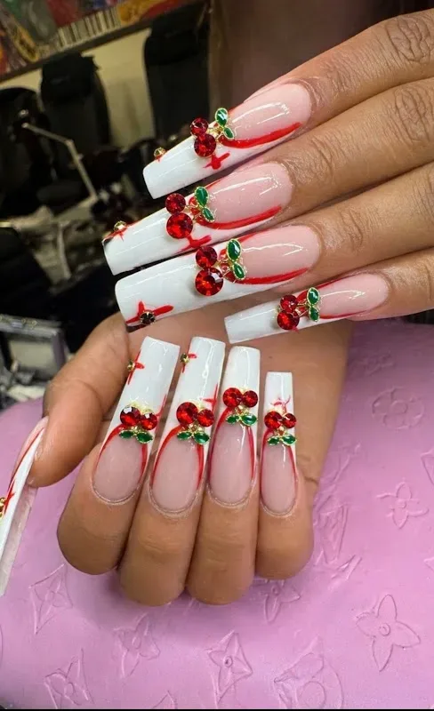 Sky Nails & Spa of South Beach — Nail salon in Miami Beach